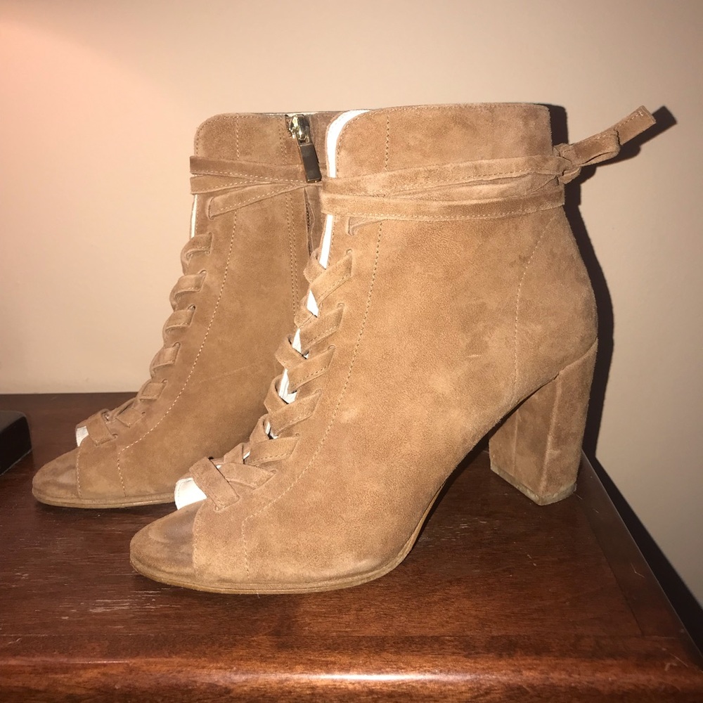 Kenneth Cole Chestnut Tie-Up Booties